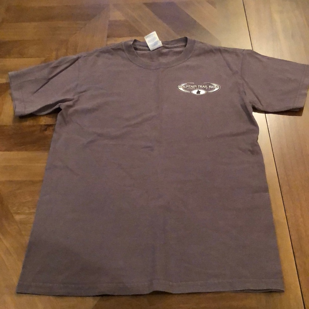 Short sleeve t shirt